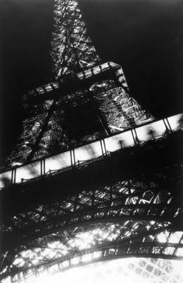 Der Eiffelturm bei Nacht
